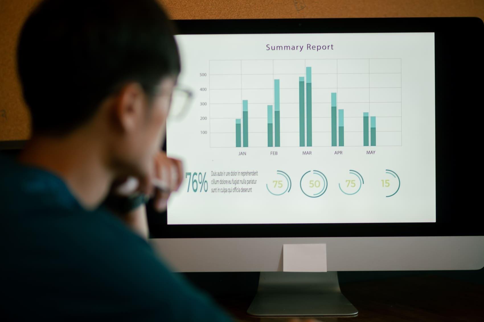 Constructor de Temas: Diseña Gráficos Únicos para Tu Web